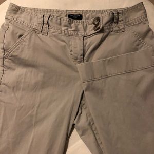 🍊Ann Taylor khaki pants